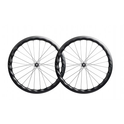 TUFF CYCLES フロントリム:PREMIUM 35、リヤリム:PREMIUM 45 ハブ